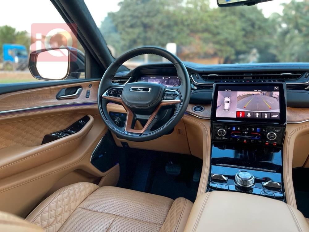 Jeep Grand Cherokee L